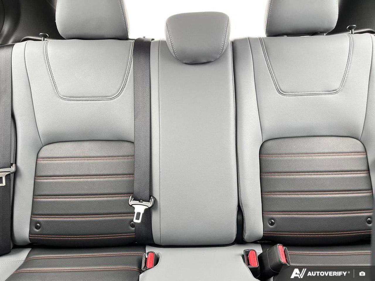 2024 Nissan Kicks SR | Premium | Carplay | Safety Tech | Bose Audio | Photo