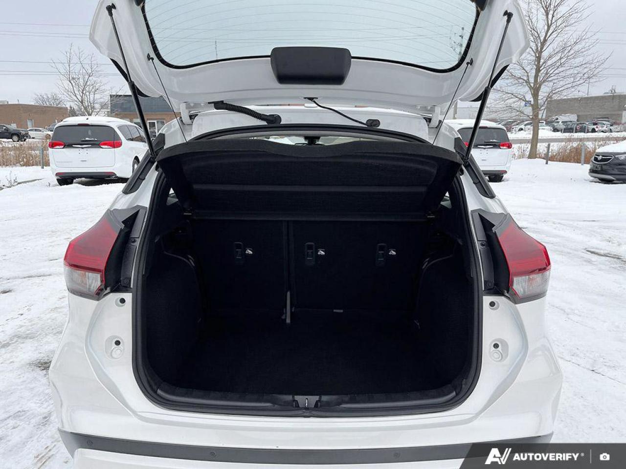 2024 Nissan Kicks SR | Premium | Carplay | Safety Tech | Bose Audio | Photo