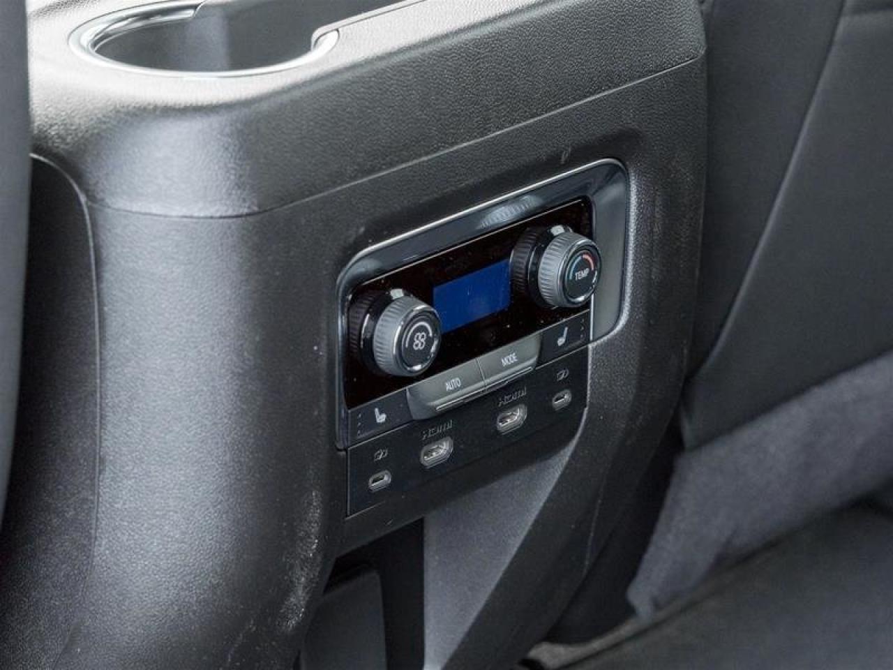 2026 Chevrolet Suburban Premier Photo