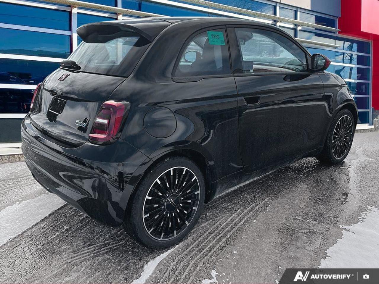 2024 Fiat 500E (RED) Edition Photo4