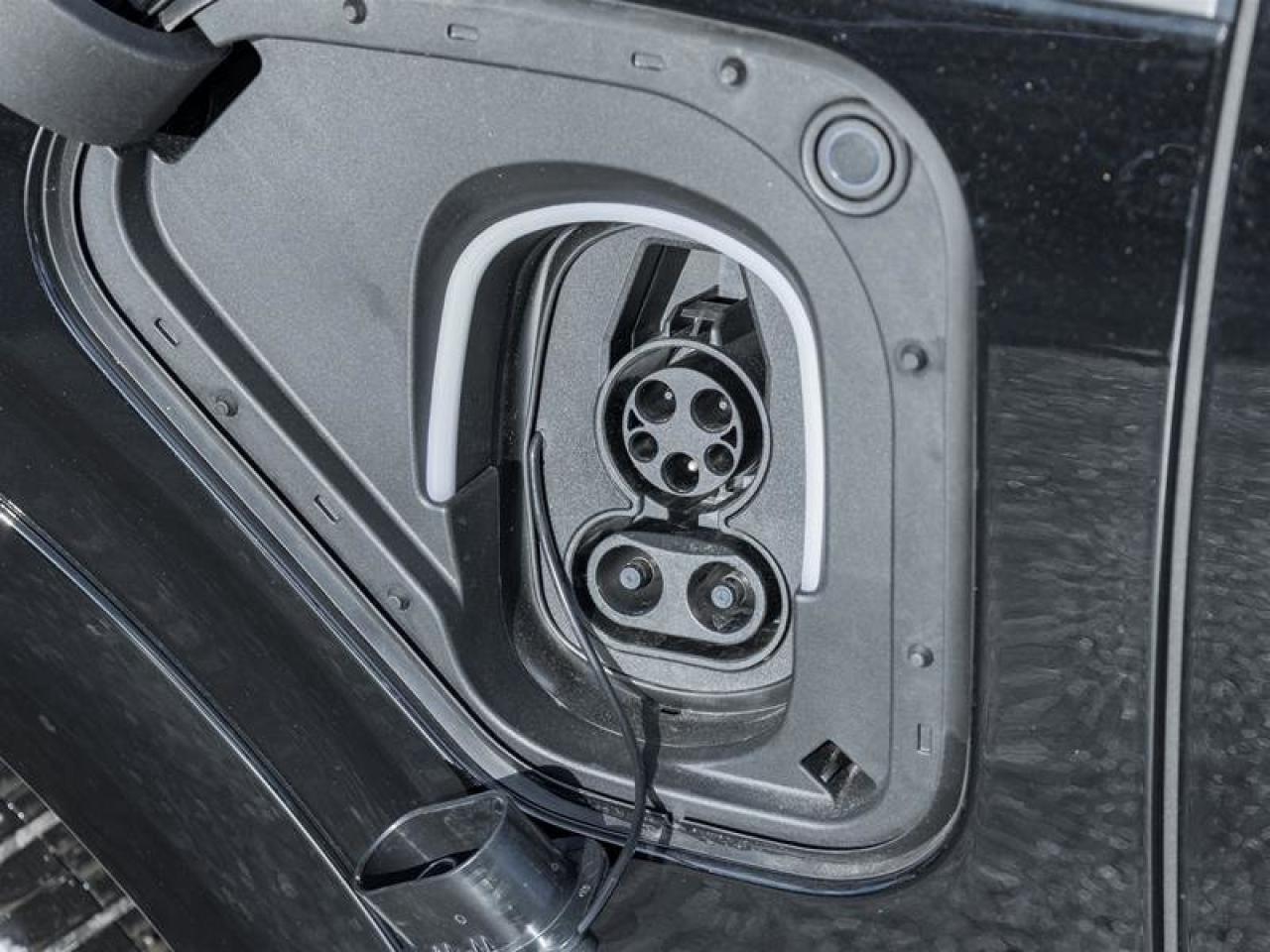 2026 Cadillac VISTIQ Premium Luxury Photo4