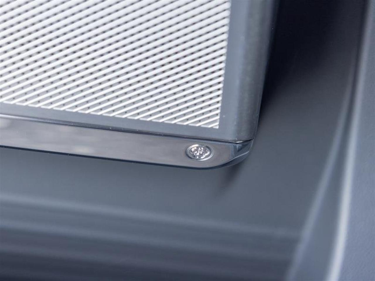 2026 Cadillac VISTIQ Premium Luxury Photo