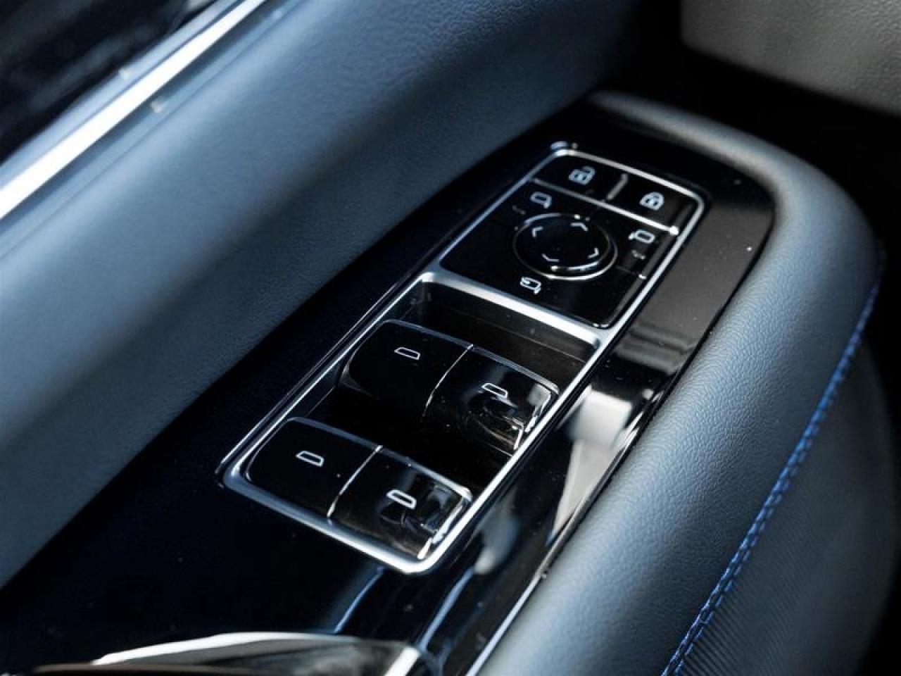 2026 Cadillac Escalade IQ Sport Photo