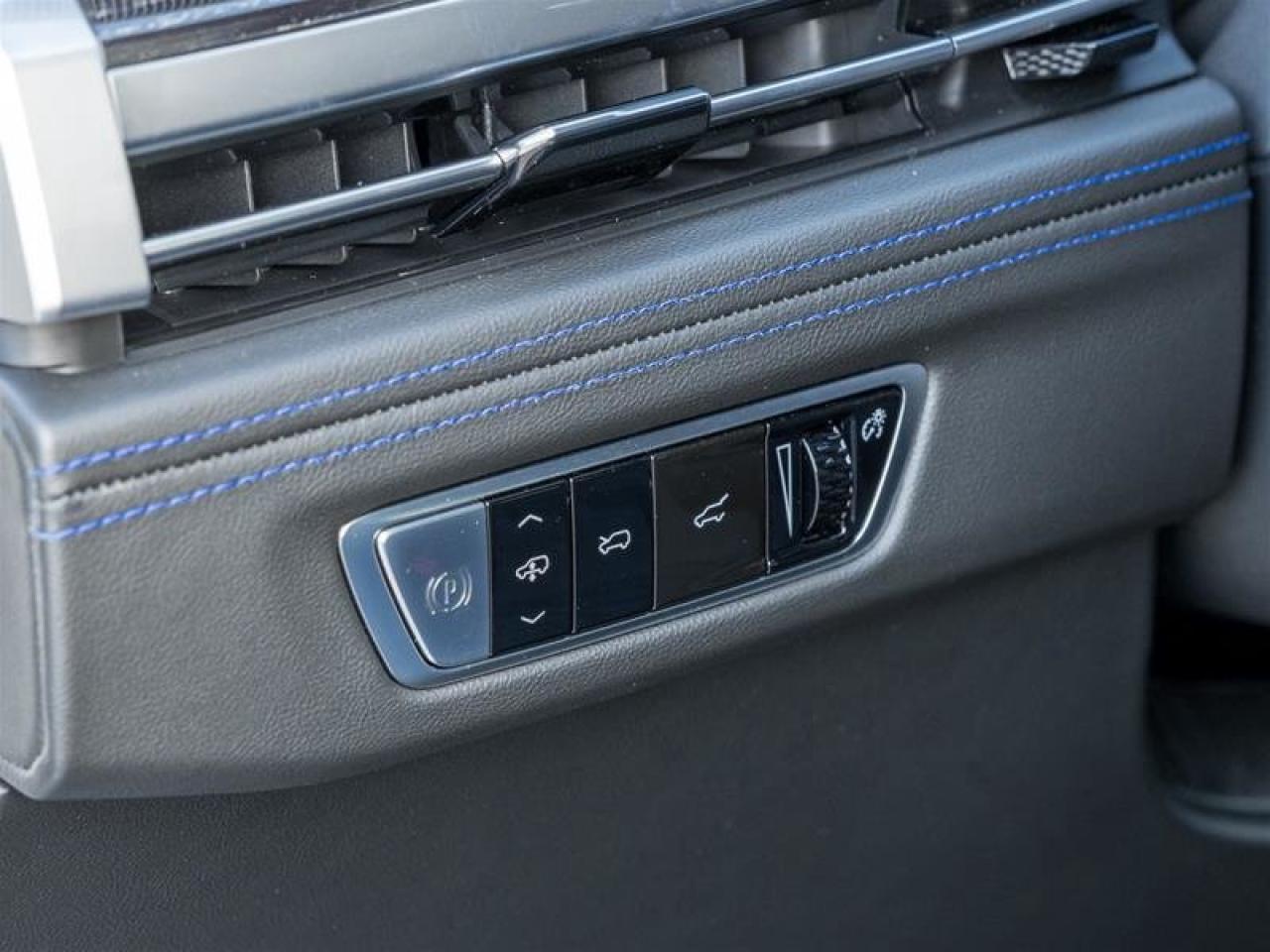 2026 Cadillac Escalade IQ Sport Photo