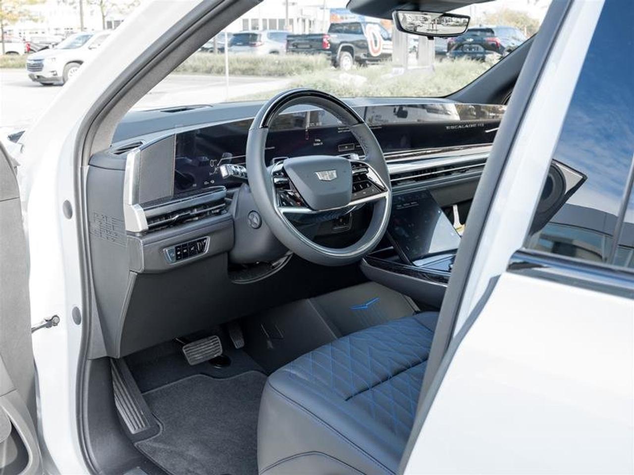 2026 Cadillac Escalade IQ Sport Photo
