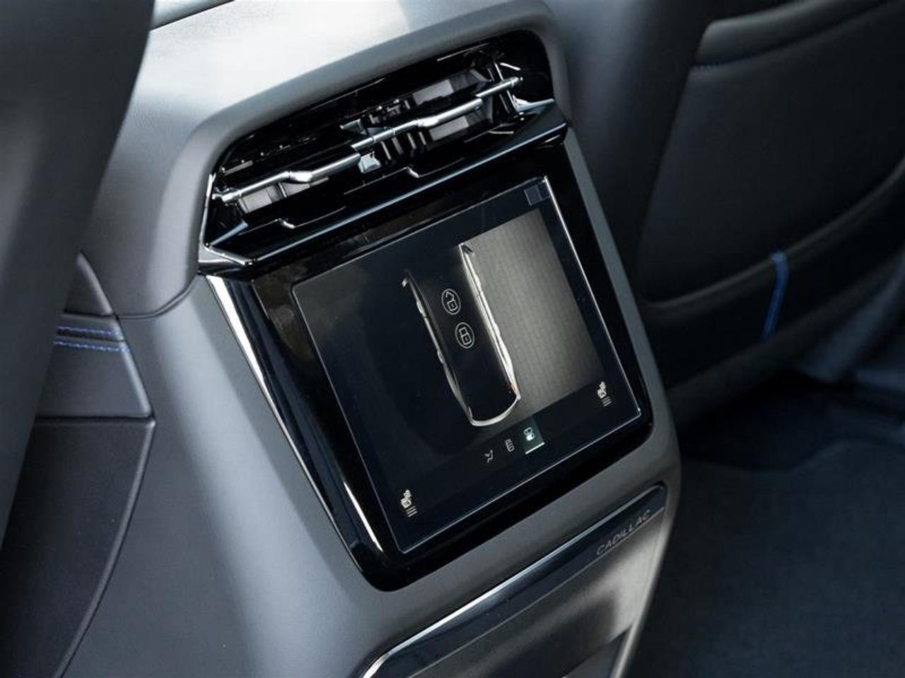 2026 Cadillac Escalade IQ Sport Photo