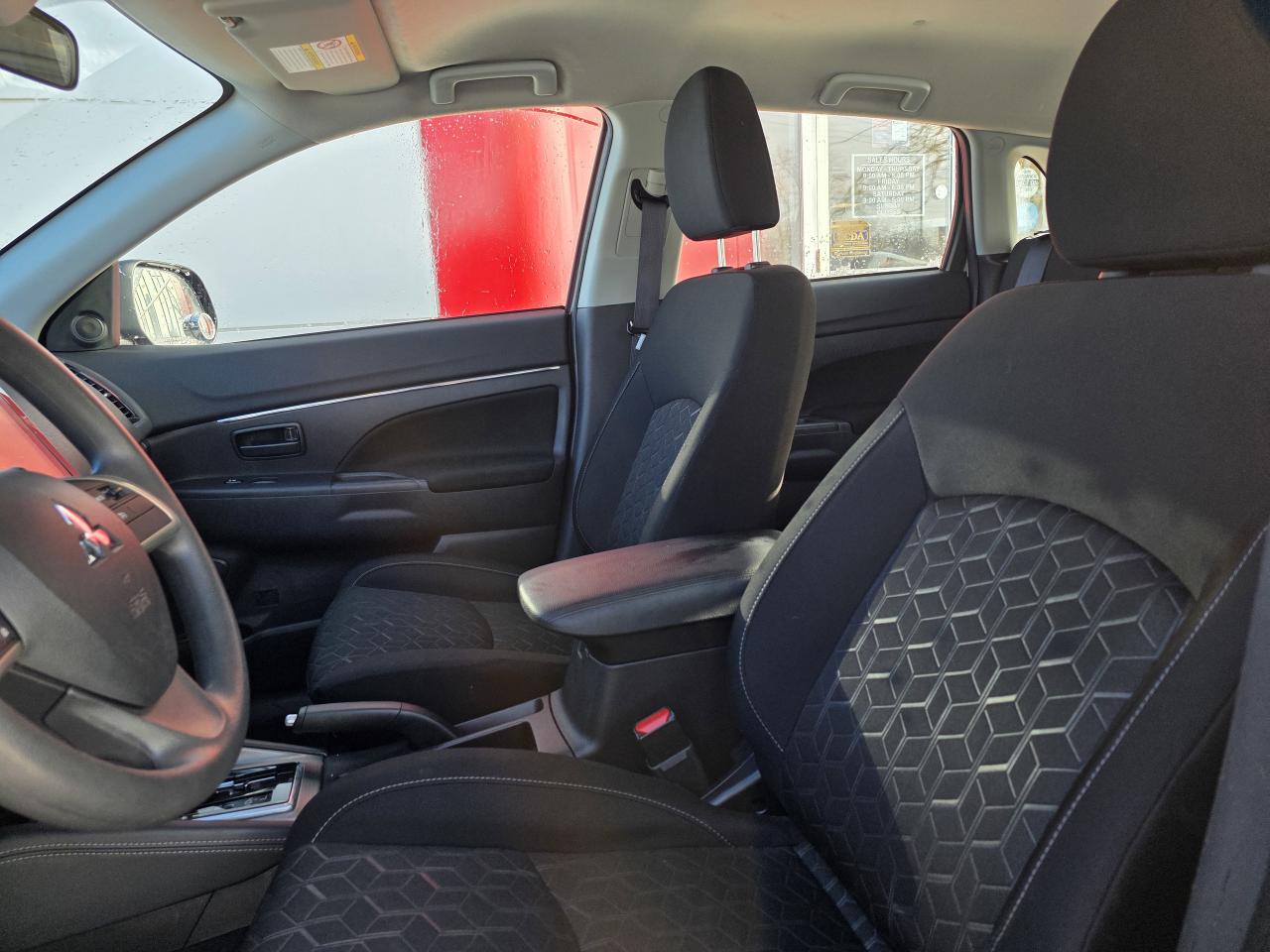 2023 Mitsubishi RVR ES | AWD | Android Auto | Apple Car Play | Photo