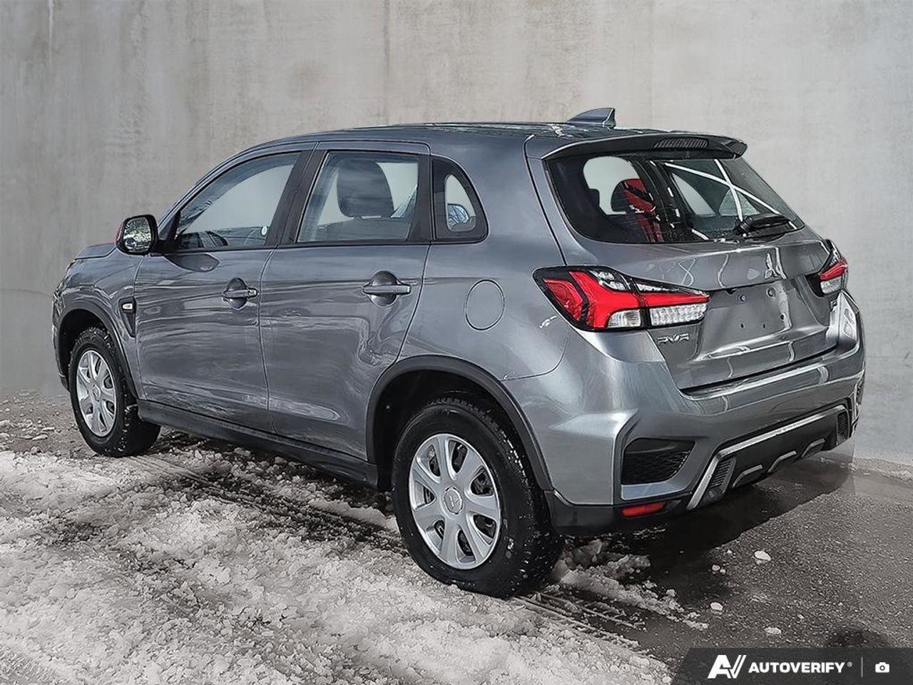 2023 Mitsubishi RVR ES | AWD | Android Auto | Apple Car Play | Photo