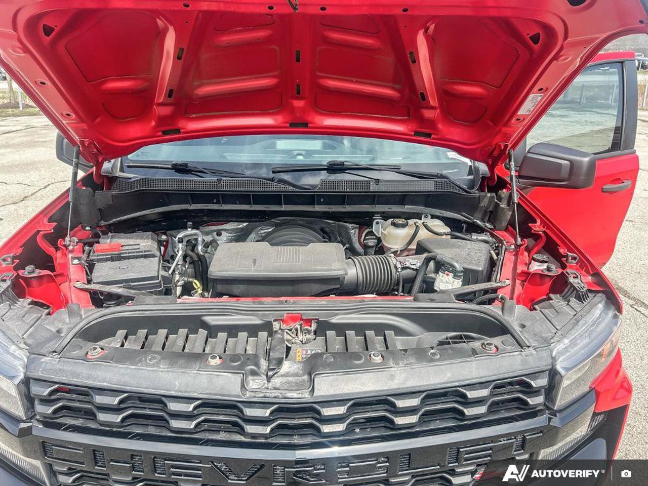 2022 Chevrolet Silverado 1500 LTD Custom Trail Boss | 6.2L | Z71 | Rear Camera | CarPlay + Android | New Tires | Photo