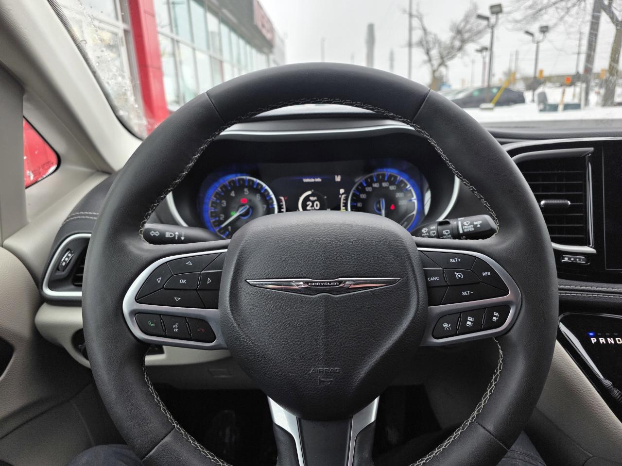 2024 Chrysler Pacifica Touring-L | Stow 'N' Go | Apple Car Play | Heated Seats | Photo