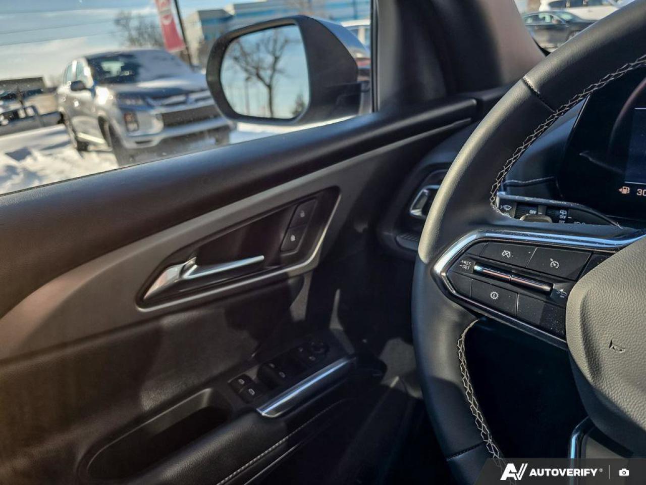 2025 Chevrolet Traverse LT | AWD | Apple Car Play  | 17.7-inch diagonal colour touchscreen Photo