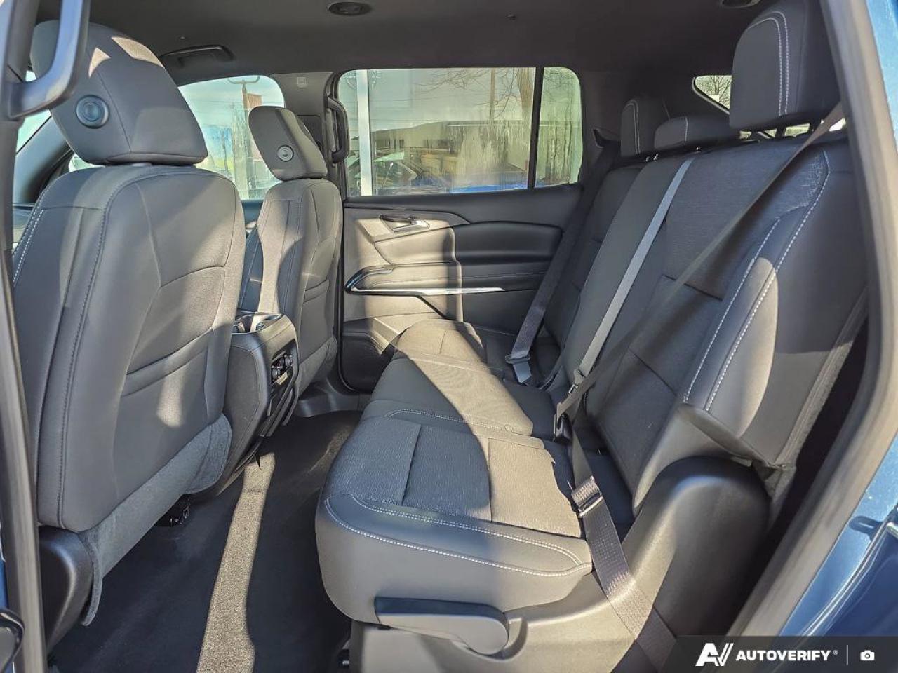 2025 Chevrolet Traverse LT | AWD | Apple Car Play  | 17.7-inch diagonal colour touchscreen Photo