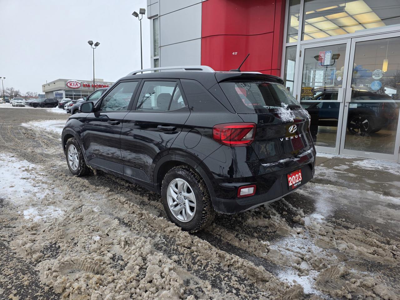 2023 Hyundai Venue Preferred | Apple Car Play | Android Auto | Heated Seats | Photo