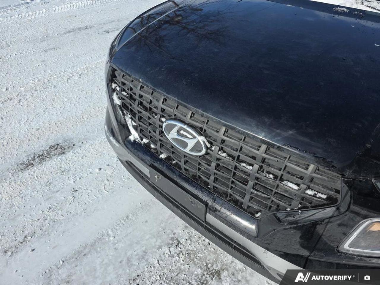 2023 Hyundai Venue Preferred | Apple Car Play | Android Auto | Heated Seats | Photo