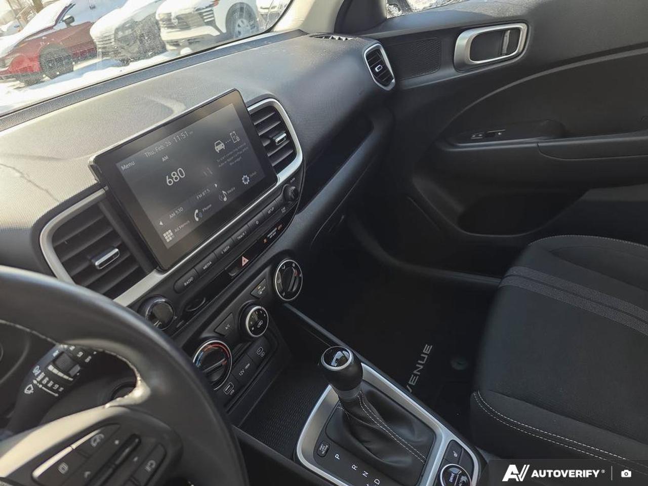 2023 Hyundai Venue Preferred | Apple Car Play | Android Auto | Heated Seats | Photo