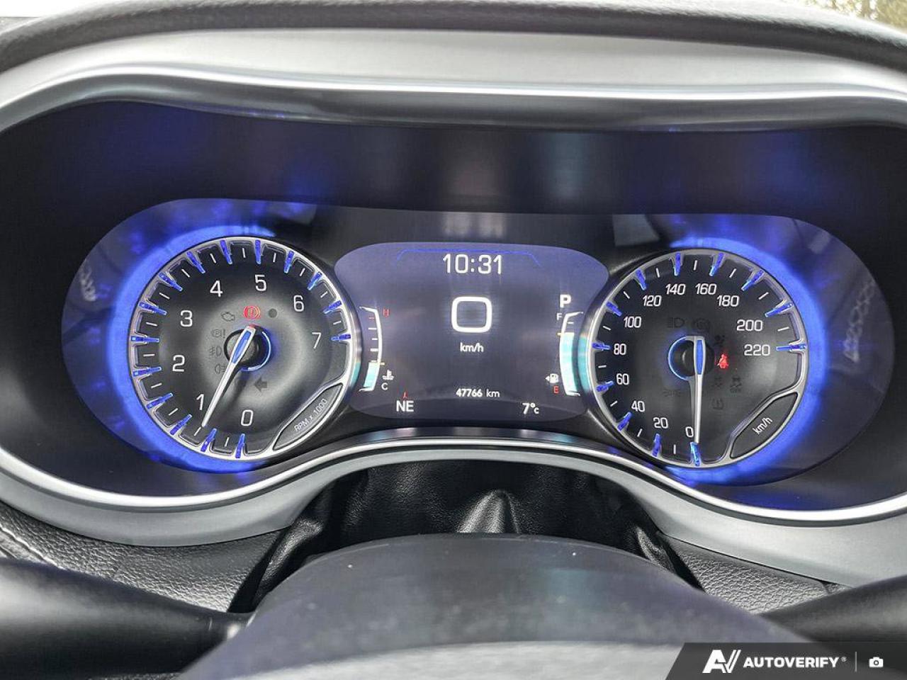 2025 Chrysler Pacifica Limited | Nav | Sunroof | Leather | Power Doors | Photo