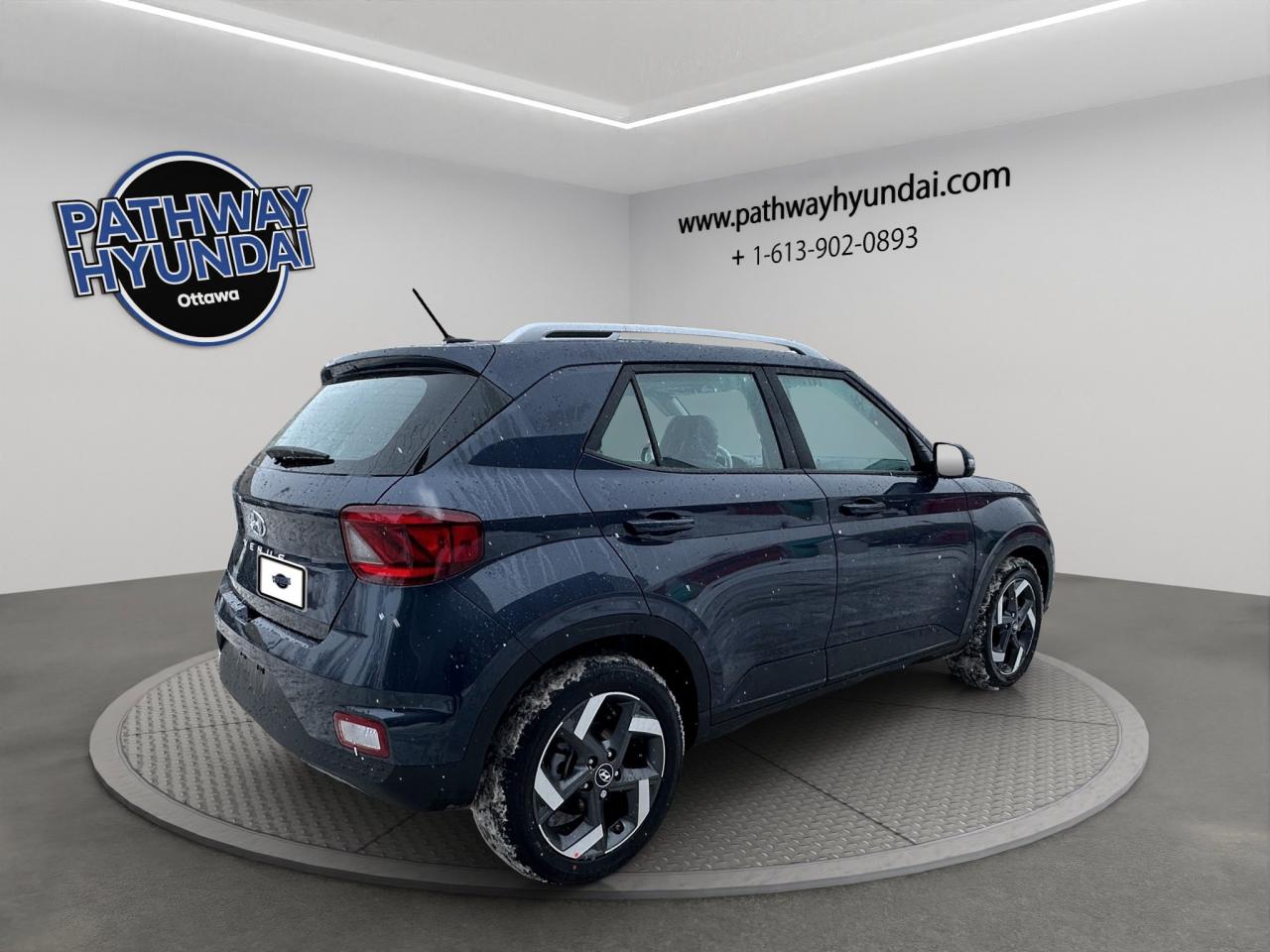 2026 Hyundai Venue Ultimate Photo3