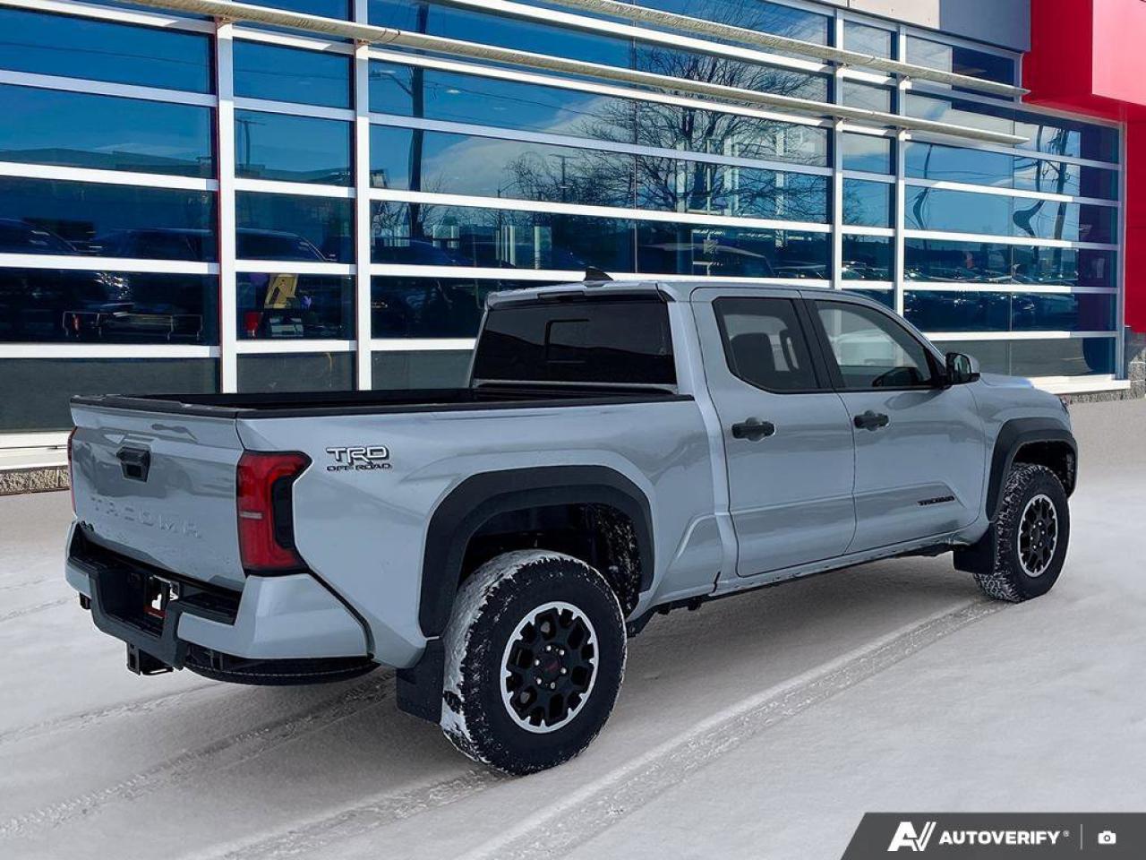 2024 Toyota Tacoma TRD Off-Road | Heated Seats | Carplay | Clean Carfax | Photo4