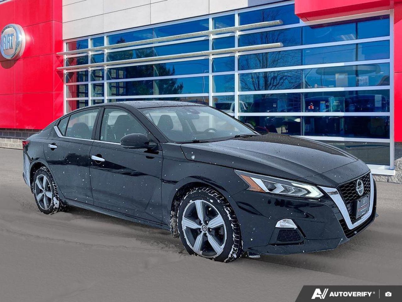 2022 Nissan Altima 2.5 SE AWD | Heated Seats | Remote Start | Reverse Cam | Carplay | Power Seat | New Tires & Brakes | Photo