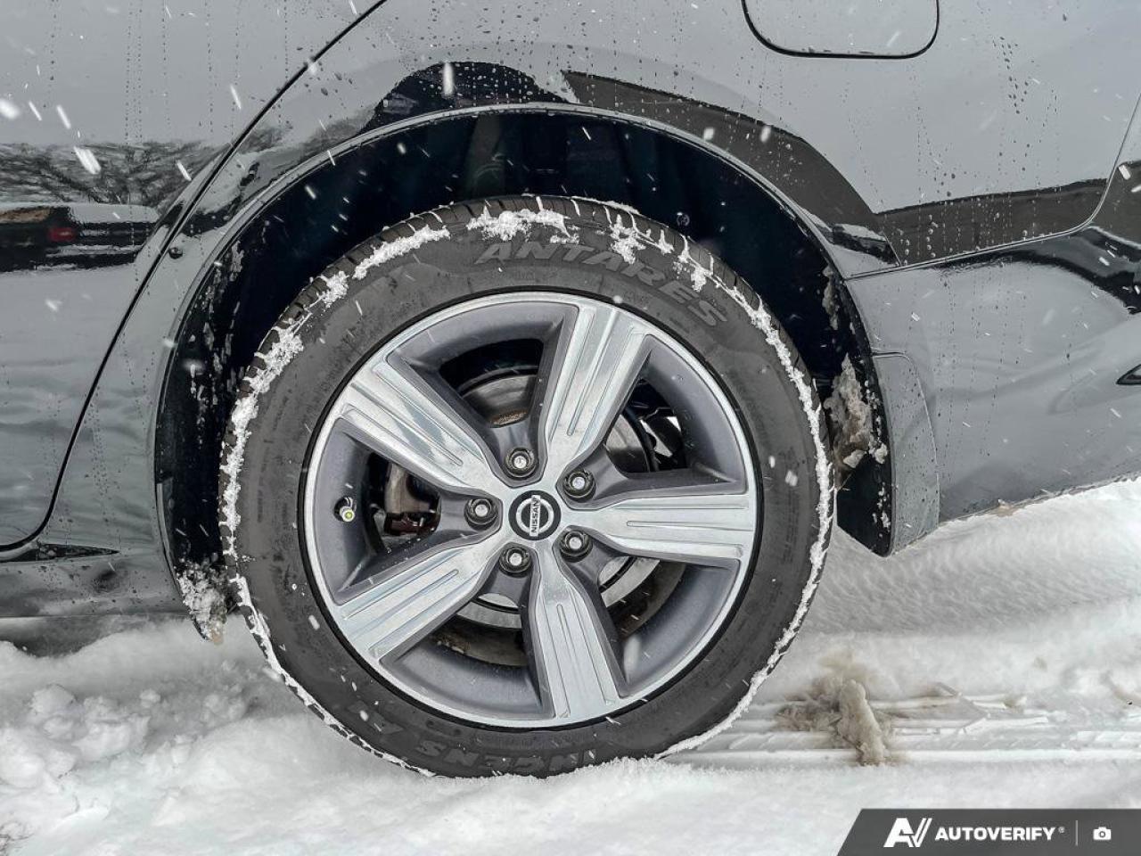 2022 Nissan Altima 2.5 SE AWD | Heated Seats | Remote Start | Reverse Cam | Carplay | Power Seat | New Tires & Brakes | Photo