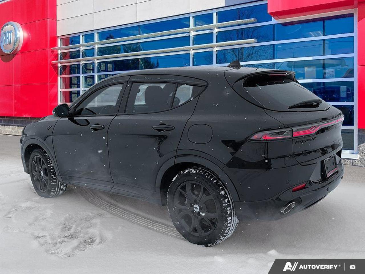 2024 Dodge Hornet R/T Photo2