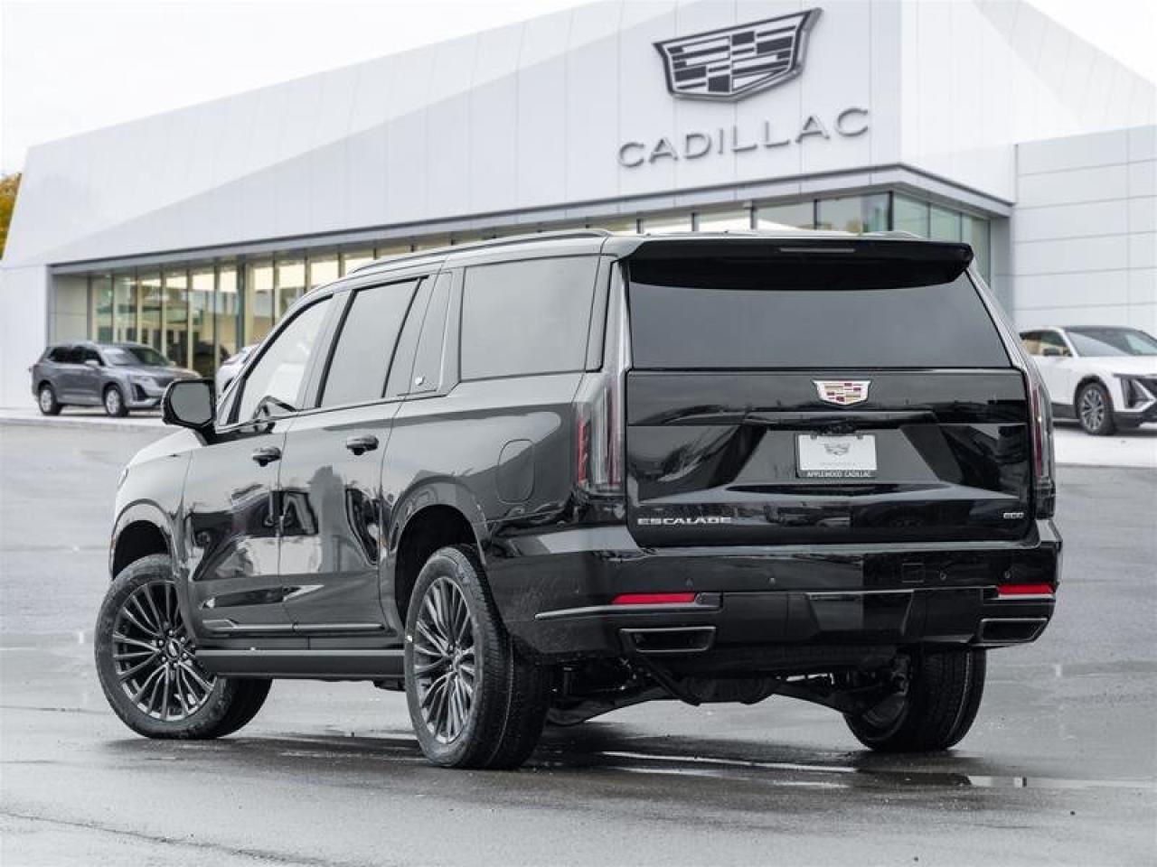 2026 Cadillac Escalade ESV Platinum Sport Photo4