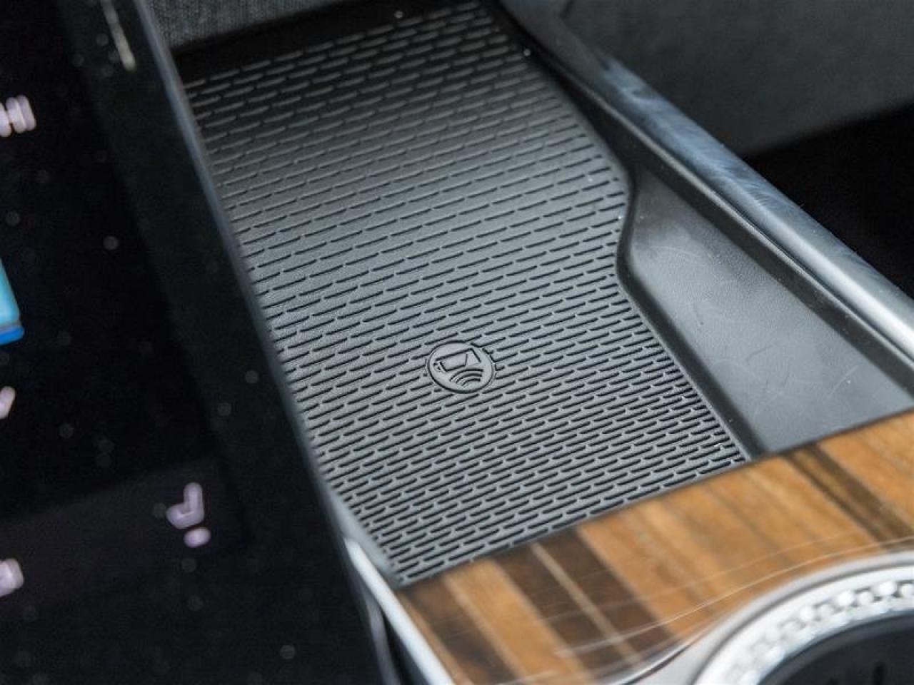 2026 Cadillac Escalade ESV Platinum Sport Photo