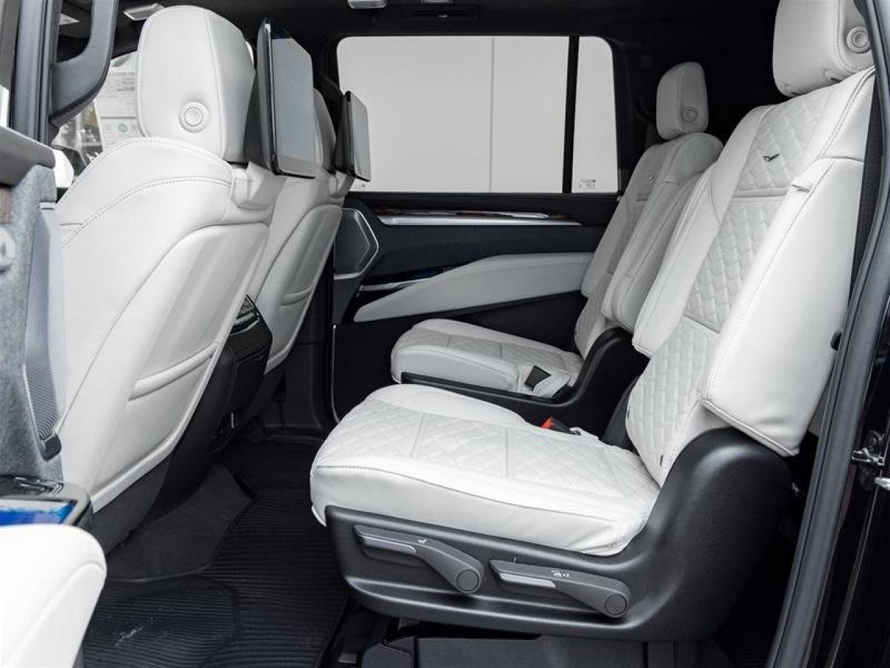 2026 Cadillac Escalade ESV Platinum Sport Photo