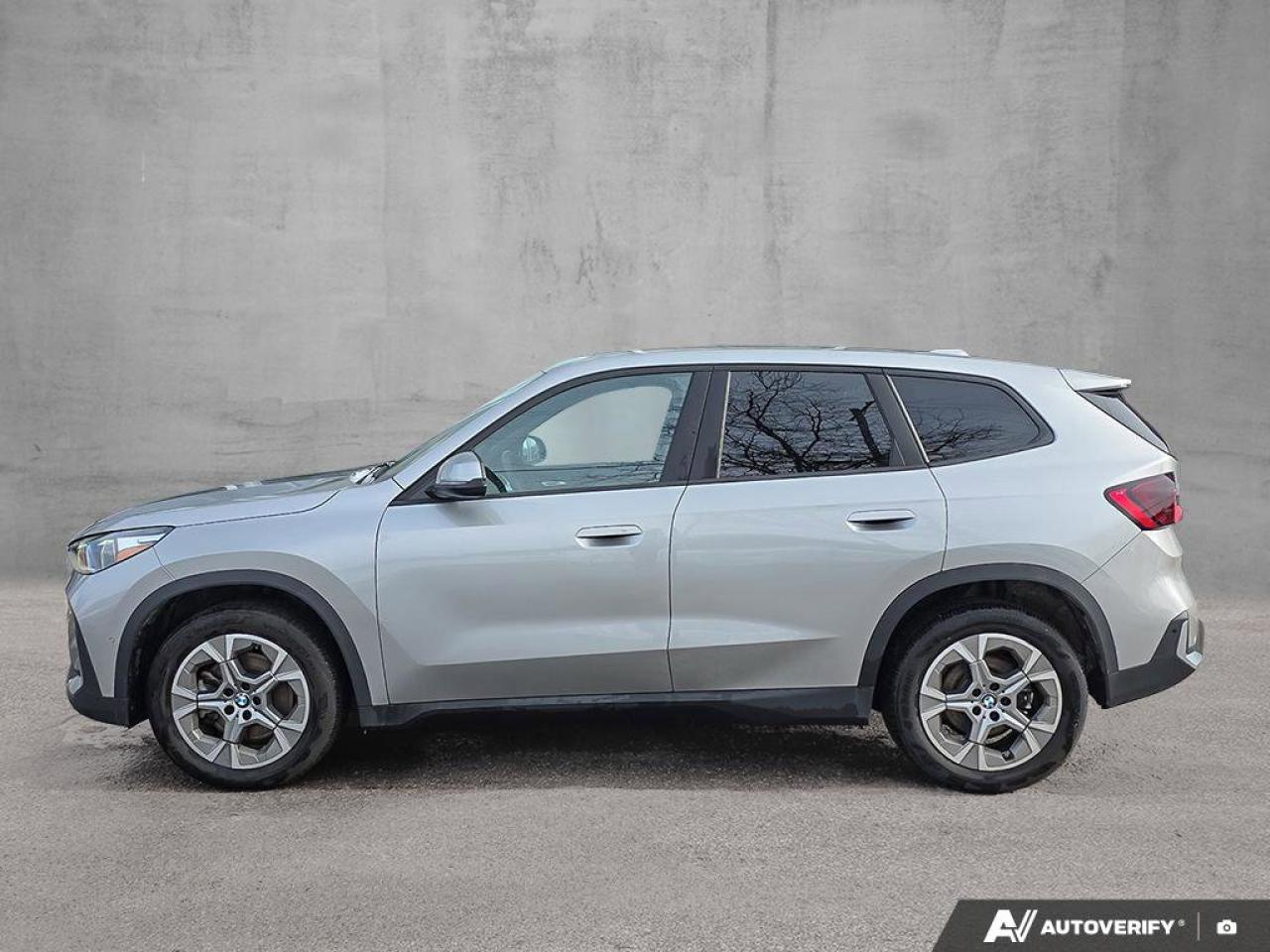 2024 BMW X1 xDrive28i | Wireless Apple Car Play | Android Auto | Leather | Photo