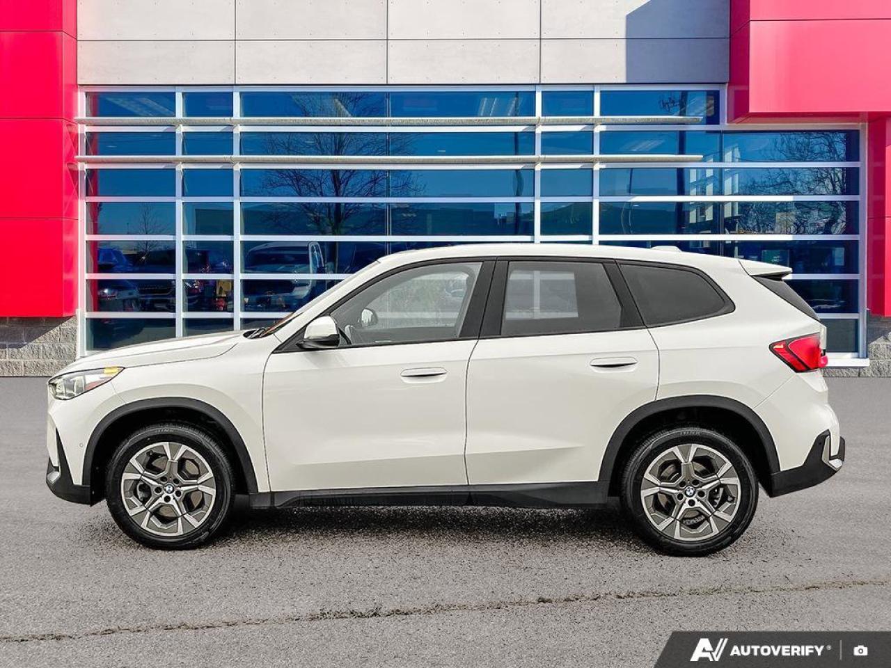 2023 BMW X1 xDrive28i | Leather | Apple Carplay | Heated Seats | Clean Carfax | Photo