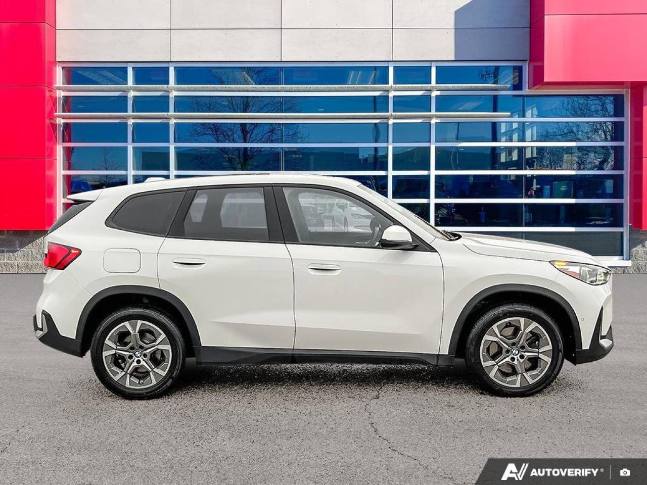 2023 BMW X1 xDrive28i | Leather | Apple Carplay | Heated Seats | Clean Carfax | Photo