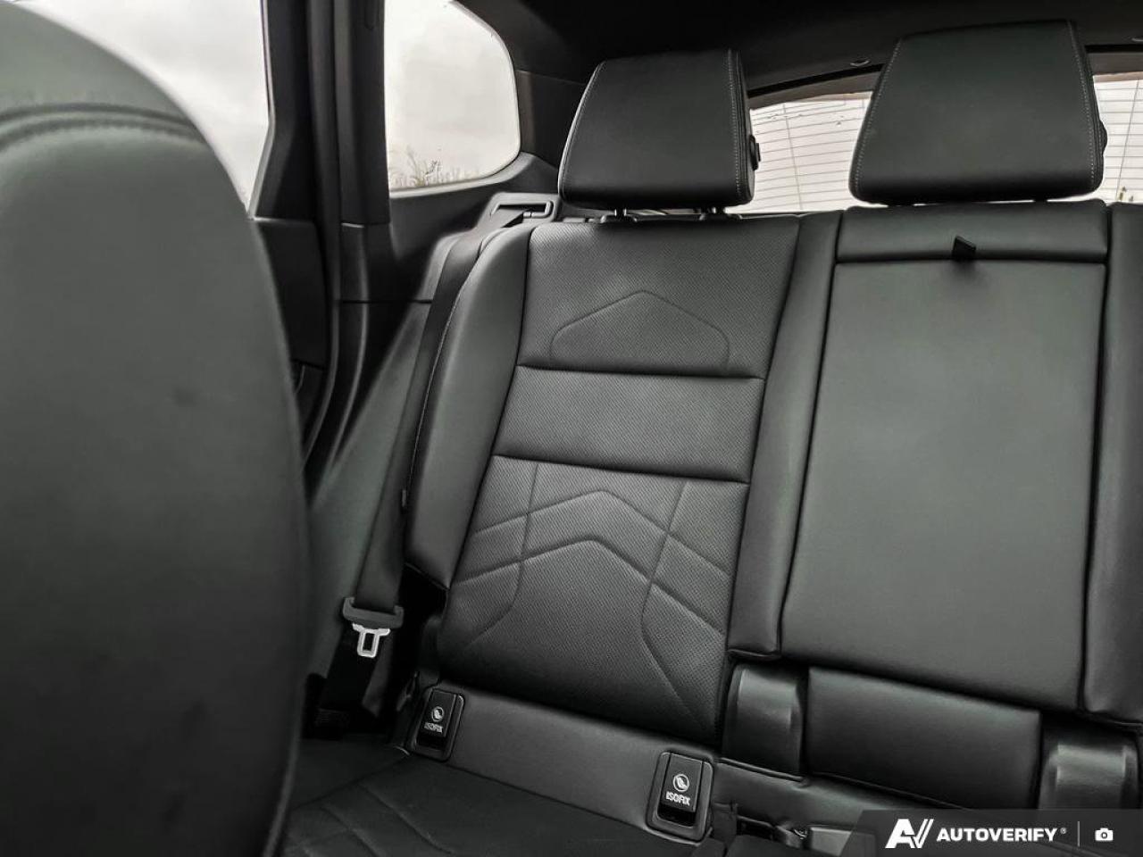 2023 BMW X1 xDrive28i | Leather | Apple Carplay | Heated Seats | Clean Carfax | Photo