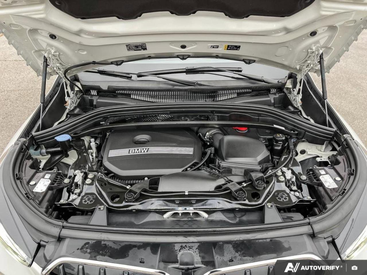 2023 BMW X1 xDrive28i | Leather | Apple Carplay | Heated Seats | Clean Carfax | Photo