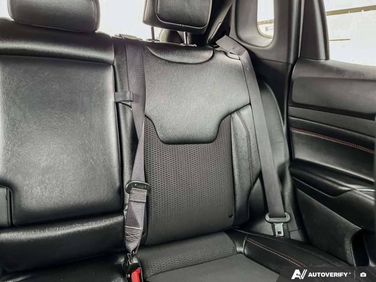 2024 Jeep Compass Trailhawk | Heated Seats/Wheel | Carplay | 4WD | Remote Start | Photo