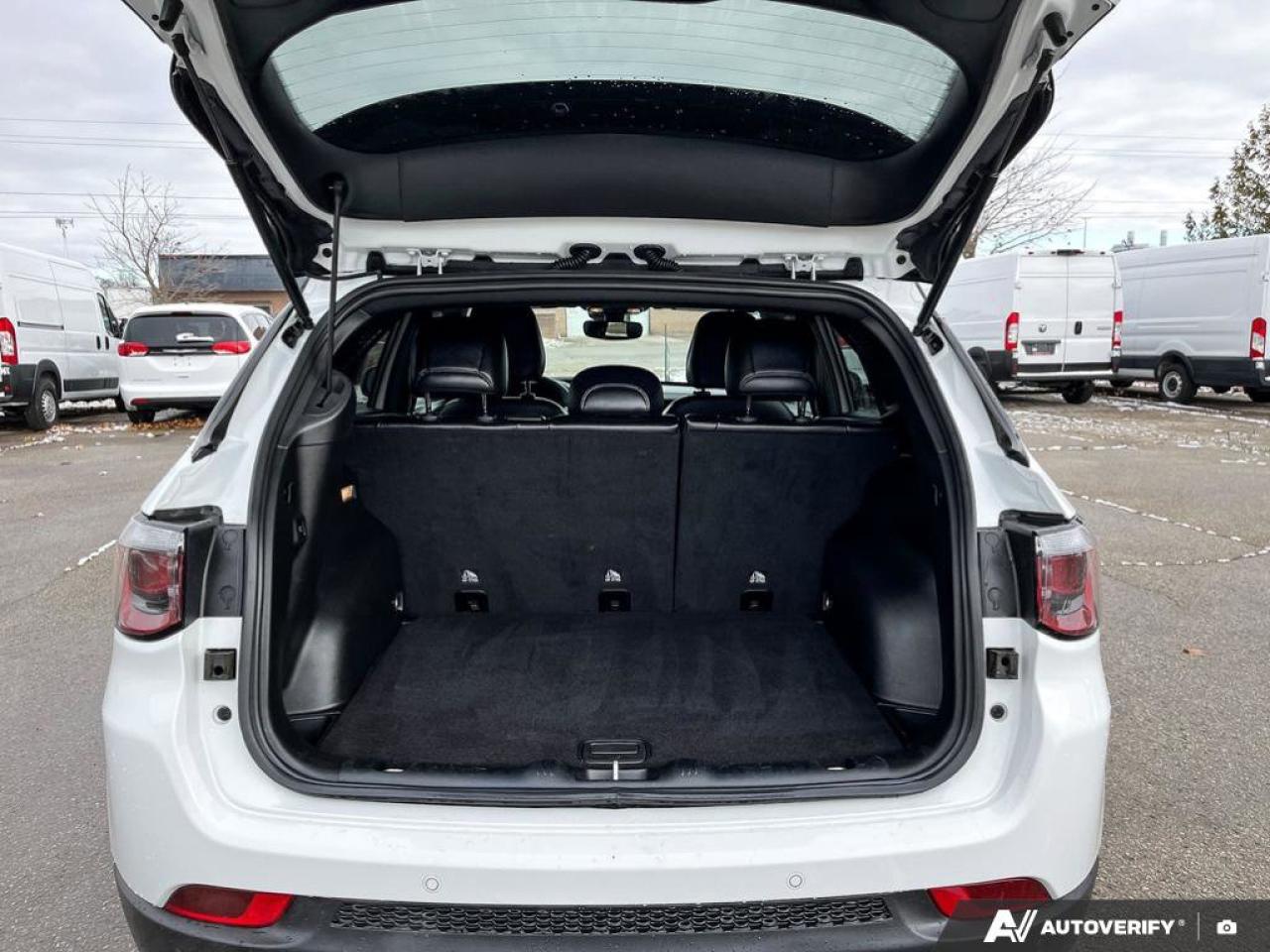 2024 Jeep Compass Trailhawk | Heated Seats/Wheel | Carplay | 4WD | Remote Start | Photo