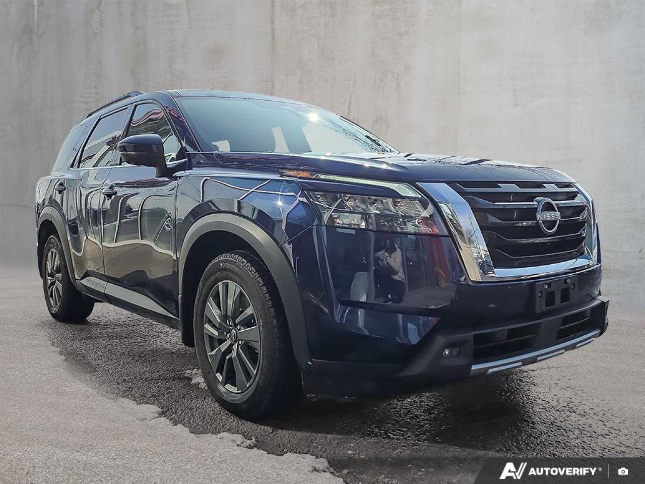 2024 Nissan Pathfinder SV AWD | 8 Seats | 3rd Row | Apple Car Play | Photo