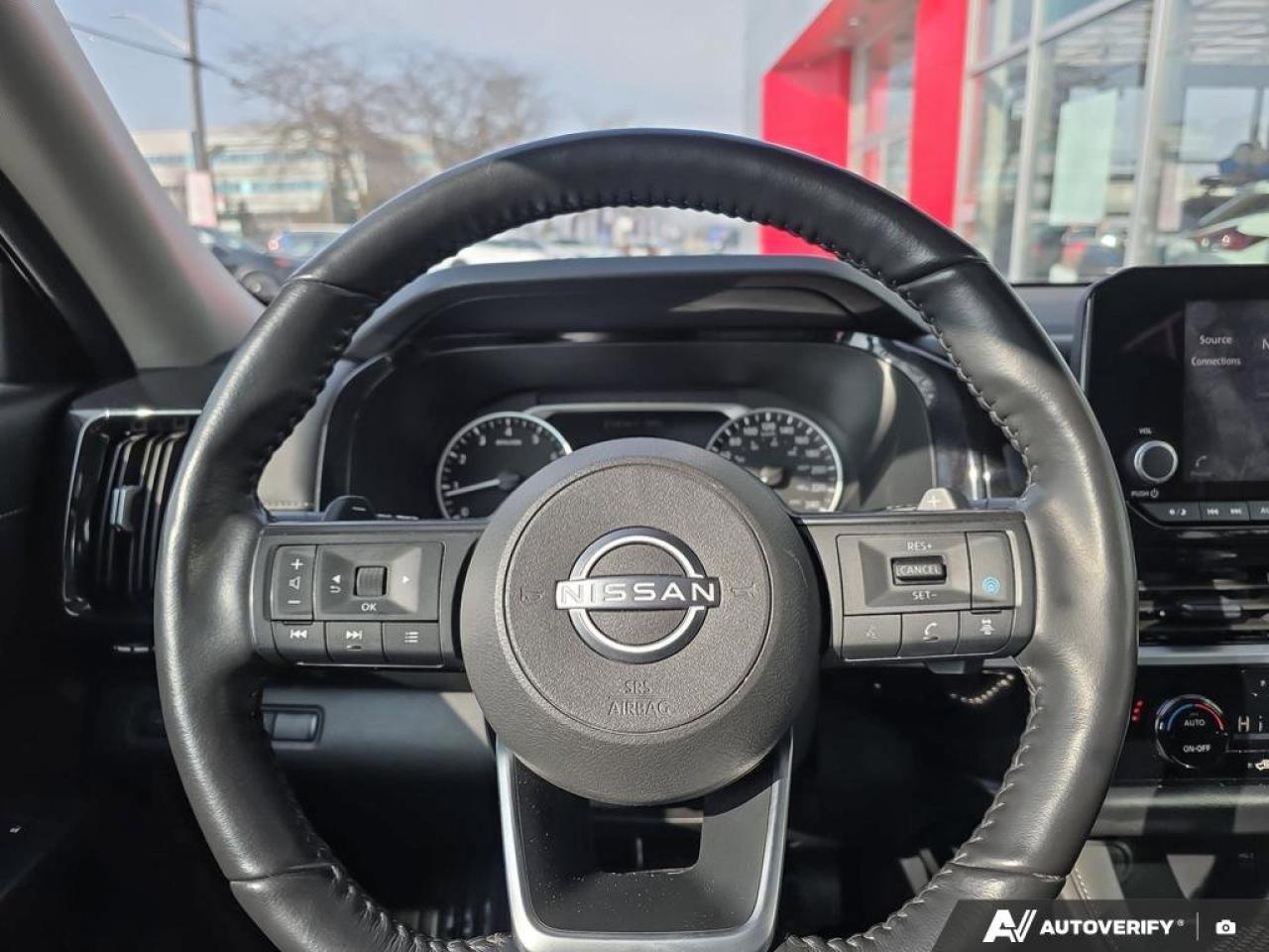 2024 Nissan Pathfinder SV AWD | 8 Seats | 3rd Row | Apple Car Play | Photo