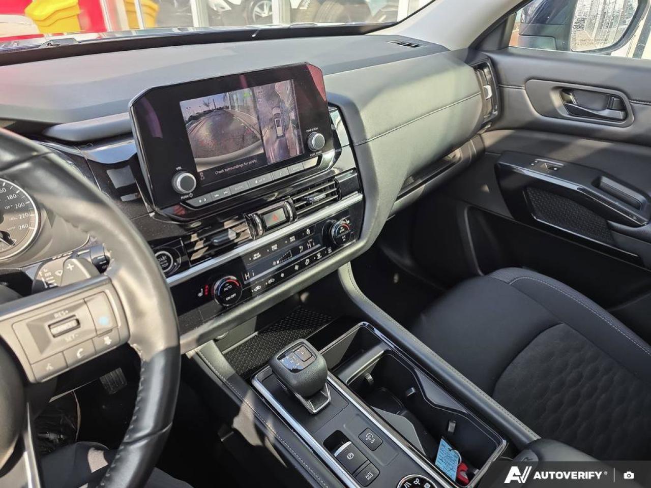 2024 Nissan Pathfinder SV AWD | 8 Seats | 3rd Row | Apple Car Play | Photo