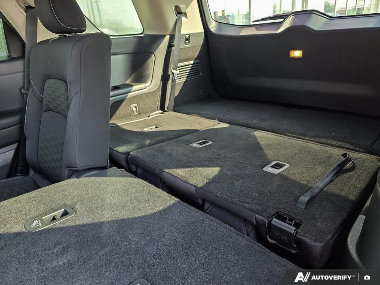 2024 Nissan Pathfinder SV AWD | 8 Seats | 3rd Row | Apple Car Play | Photo