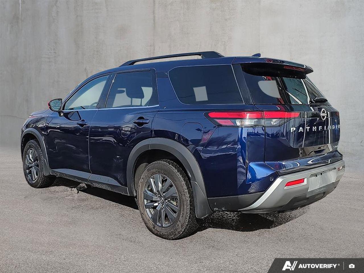 2024 Nissan Pathfinder SV AWD | 8 Seats | 3rd Row | Apple Car Play | Photo3