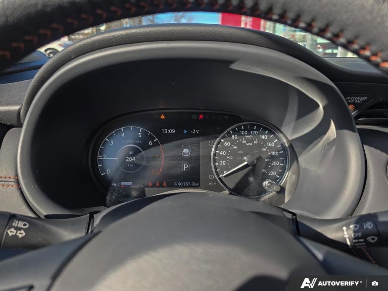 2024 Nissan Kicks SR Photo