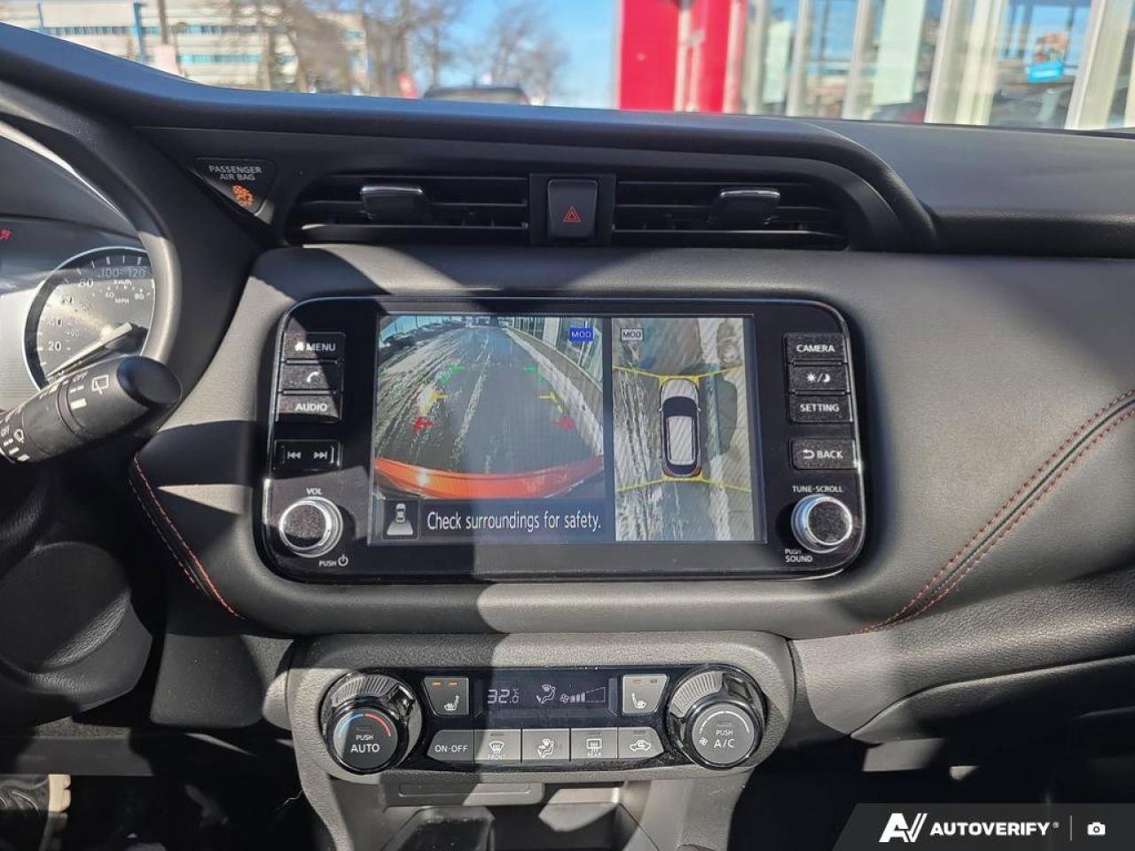 2024 Nissan Kicks SR Photo