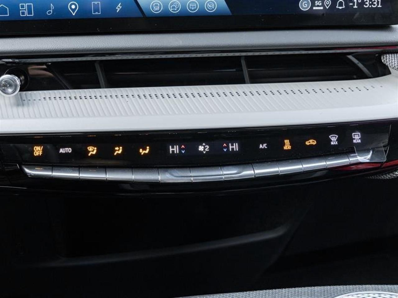 2026 Cadillac OPTIQ Luxury Photo