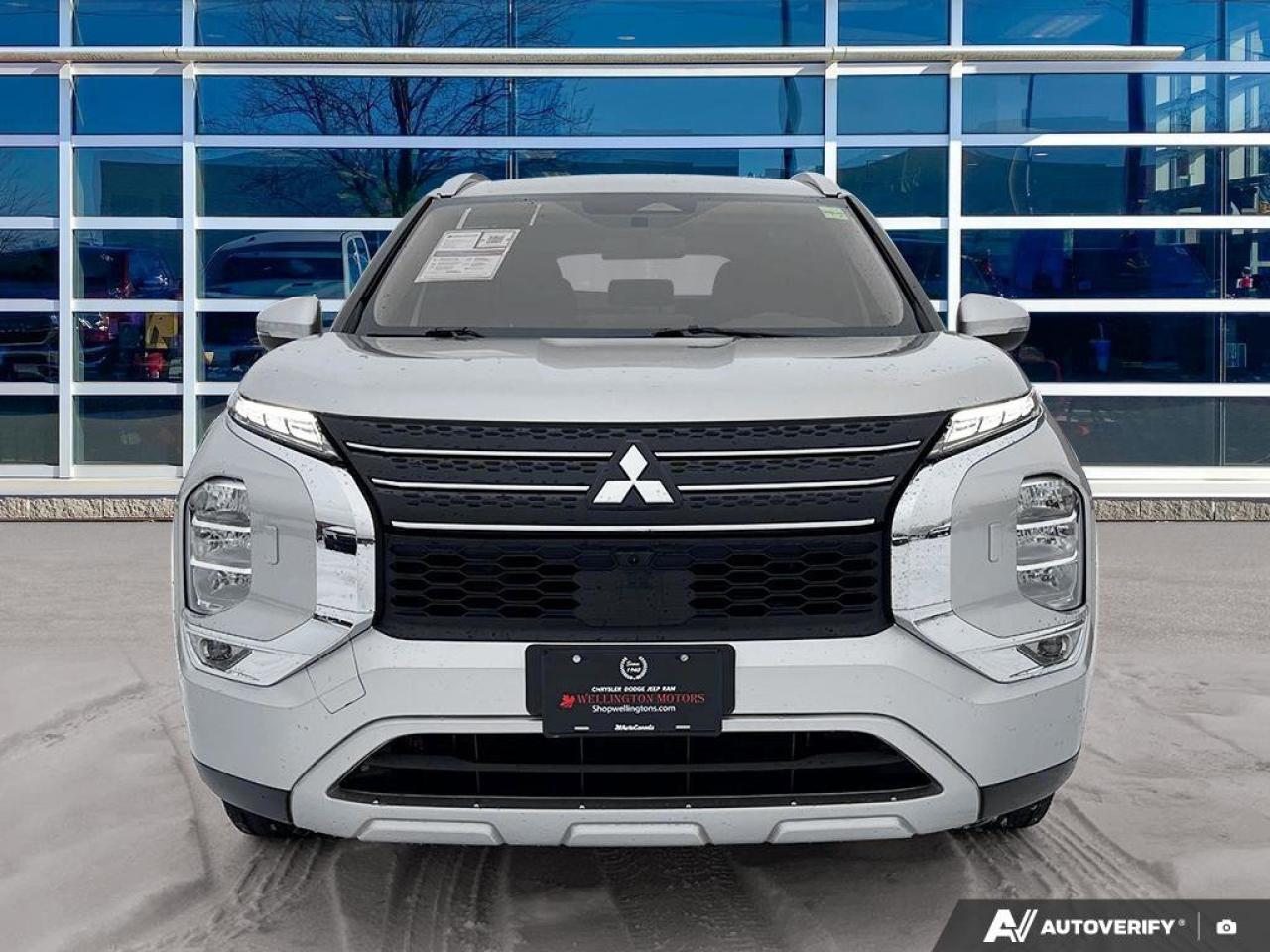 2024 Mitsubishi Outlander Plug-In Hybrid LE PHEV |Pano Roof | Leather | 7 Pass | Heated Seats + Steering | Adaptive Cruise |  & More! Photo