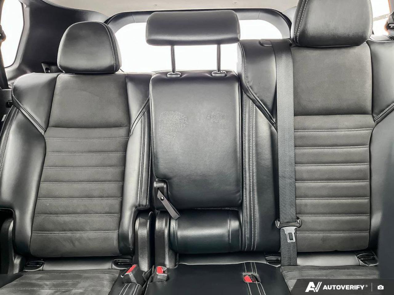 2024 Mitsubishi Outlander Plug-In Hybrid LE PHEV |Pano Roof | Leather | 7 Pass | Heated Seats + Steering | Adaptive Cruise |  & More! Photo