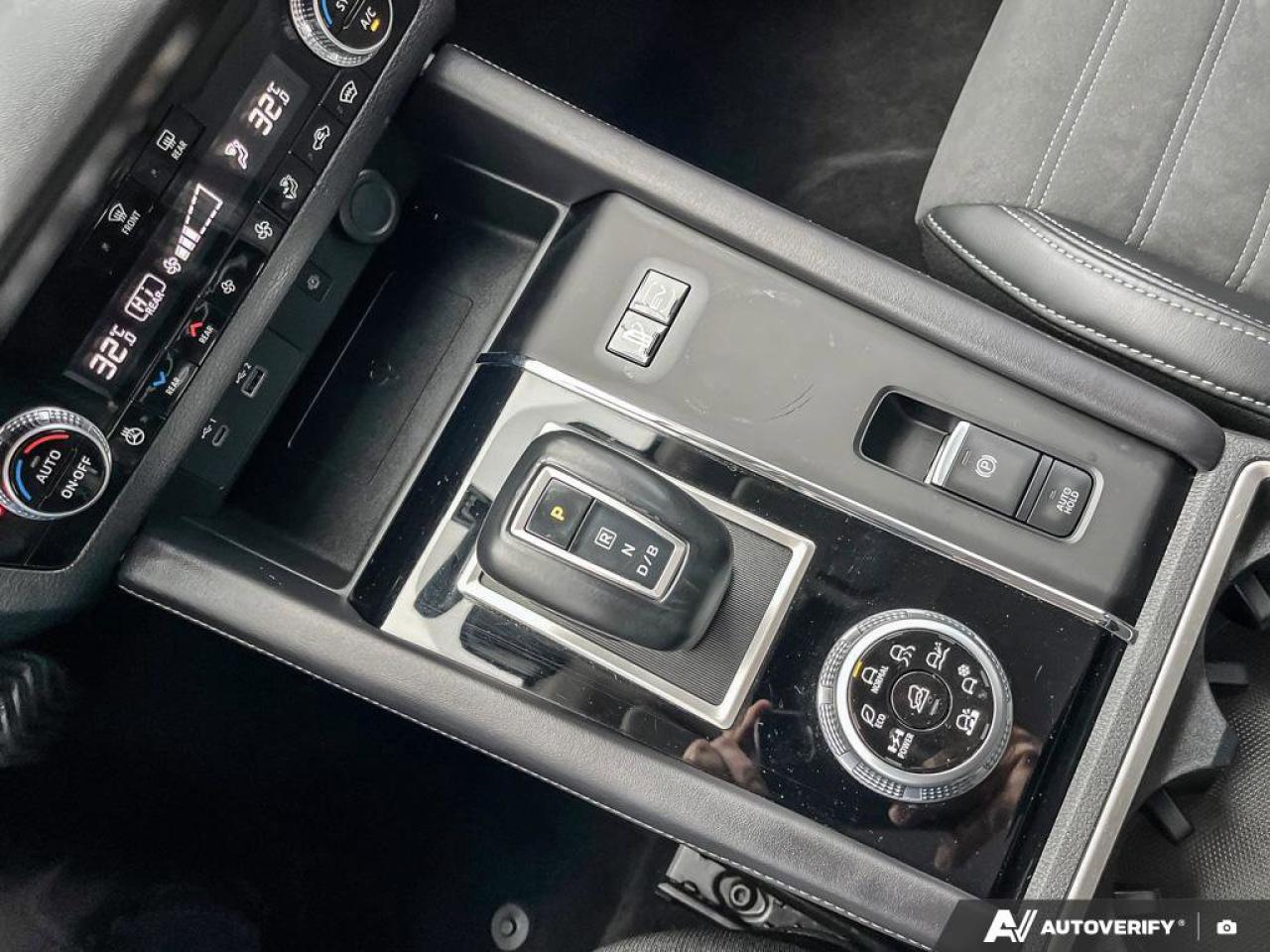 2024 Mitsubishi Outlander Plug-In Hybrid LE PHEV |Pano Roof | Leather | 7 Pass | Heated Seats + Steering | Adaptive Cruise |  & More! Photo