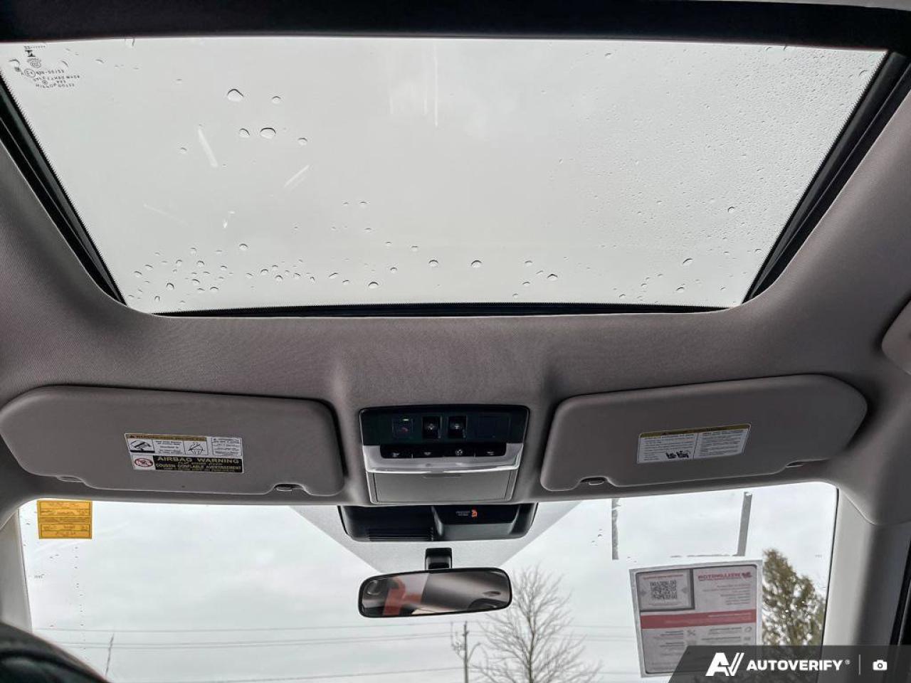 2024 Mitsubishi Outlander Plug-In Hybrid LE PHEV |Pano Roof | Leather | 7 Pass | Heated Seats + Steering | Adaptive Cruise |  & More! Photo