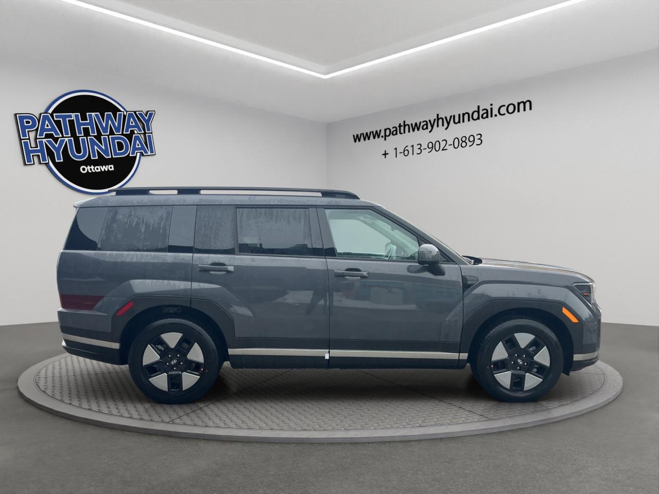 2026 Hyundai Santa Fe Hybrid PREFERRED Photo2