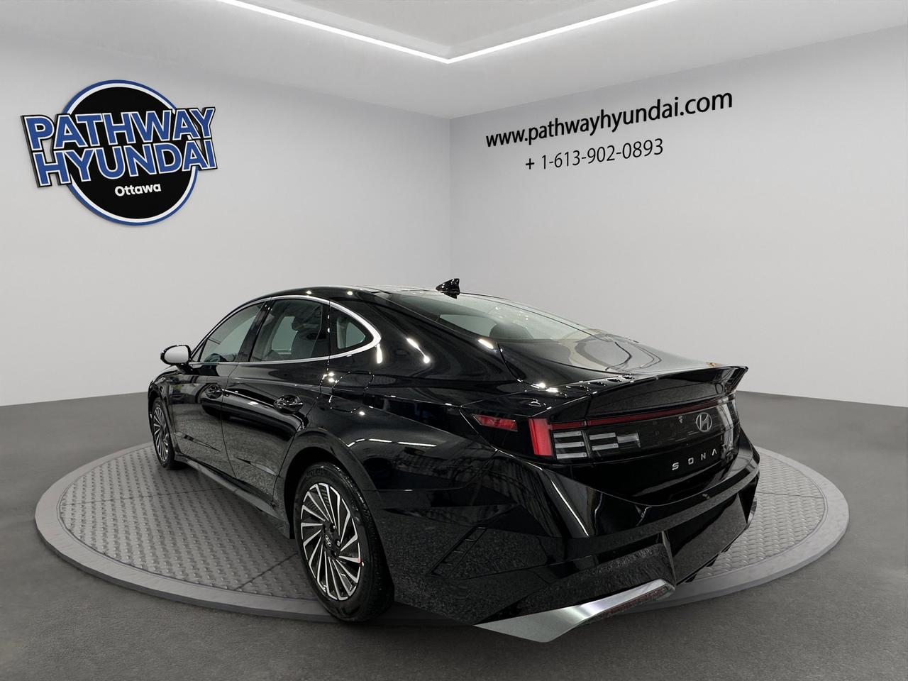 2026 Hyundai Sonata Hybrid Preferred-Trend Photo