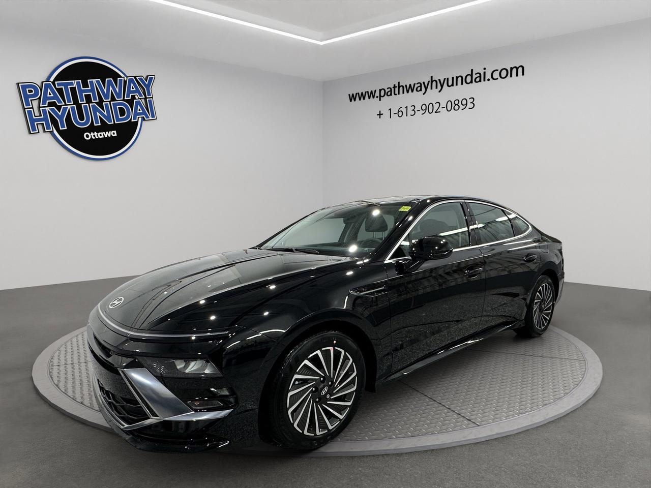 2026 Hyundai Sonata Hybrid Preferred-Trend Photo